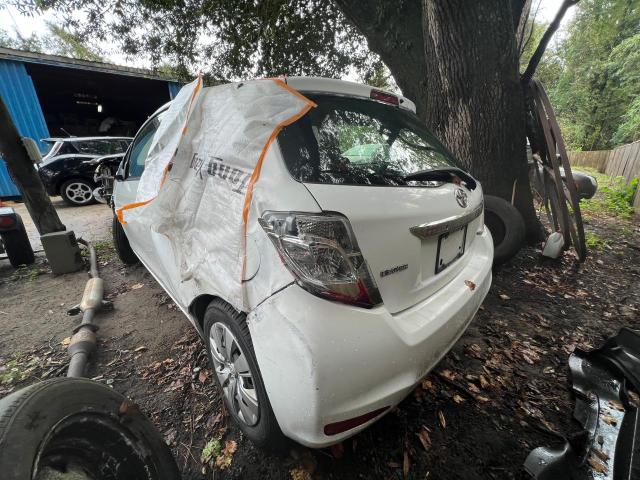 JTDJTUD30ED582463 - 2014 TOYOTA YARIS WHITE photo 3