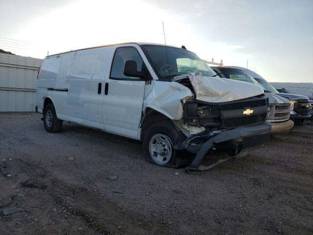 1GCZGHFF0H1164948 - 2017 CHEVROLET EXPRESS G3 WHITE photo 4