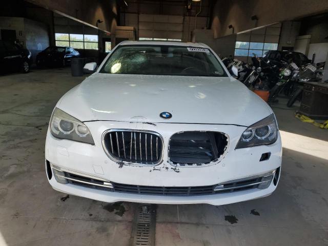 WBAYF4C51DD281530 - 2013 BMW 740 LXI WHITE photo 5