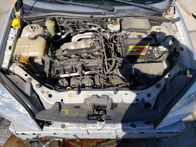 1FAFP34N45W216196 - 2005 FORD FOCUS ZX4 SILVER photo 11