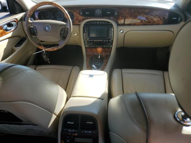 SAJWA82C55SG42954 - 2005 JAGUAR VANDENPLAS BEIGE photo 8