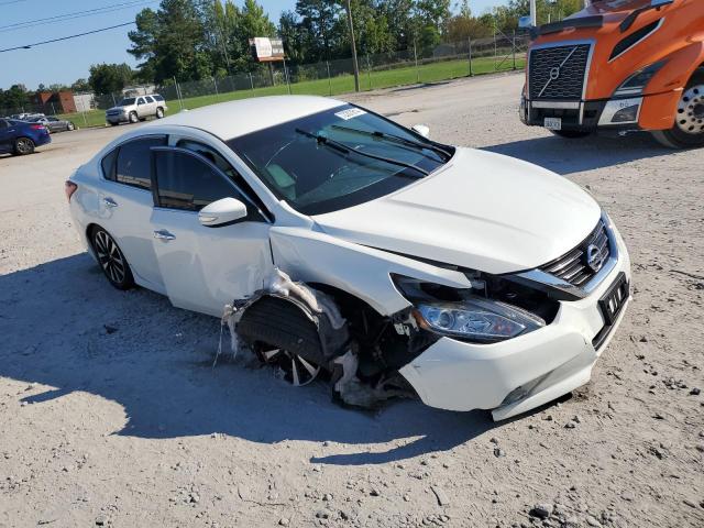 1N4AL3AP7JC210819 - 2018 NISSAN ALTIMA 2.5 WHITE photo 4