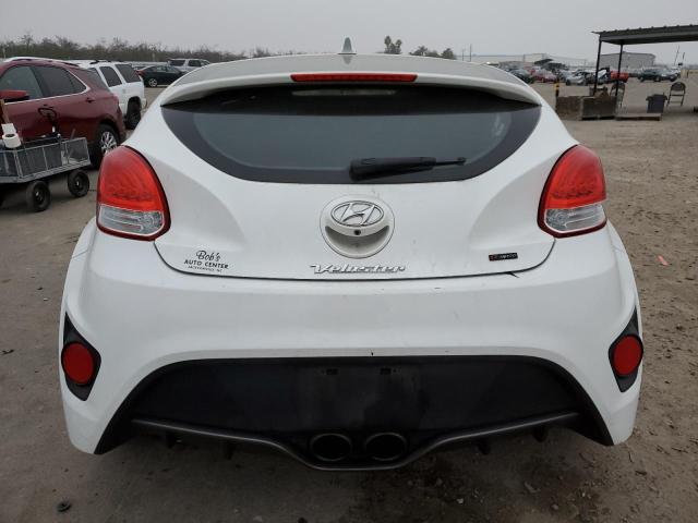 KMHTC6AEXFU226710 - 2015 HYUNDAI VELOSTER TURBO WHITE photo 6