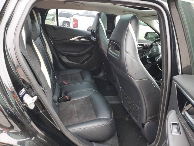 SJKCH5CP5JA049683 - 2018 INFINITI QX30 BASE BLACK photo 11