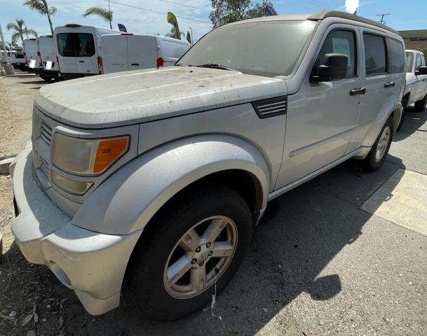 1D4PT5GK4BW547740 - 2011 DODGE NITRO SXT SILVER photo 2