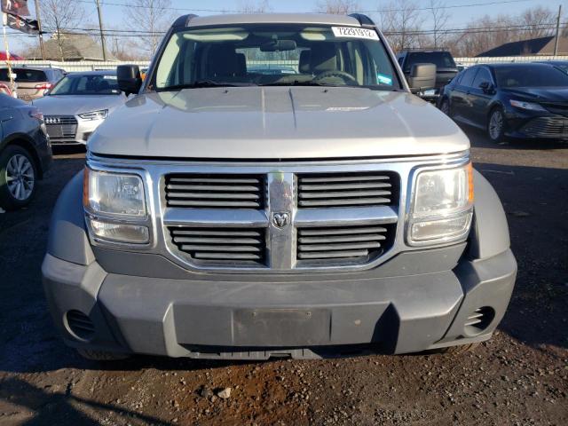 1D8GU28KX8W167240 - 2008 DODGE NITRO SXT SILVER photo 5