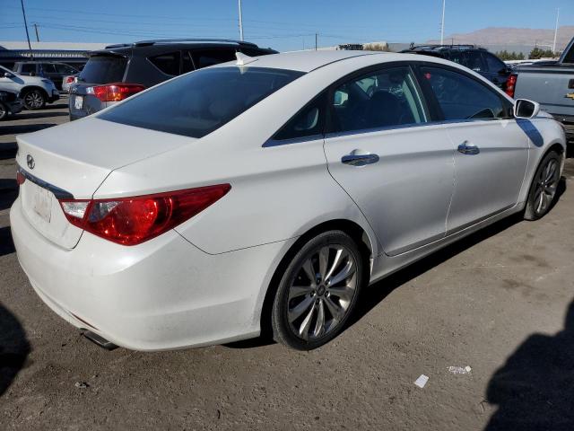 5NPEC4AC8BH240349 - 2011 HYUNDAI SONATA SE WHITE photo 3