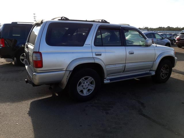 JT3HN87R1Y0260785 - 2000 TOYOTA 4RUNNER LIMITED SILVER photo 3