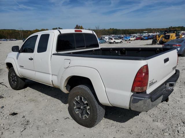 5TETU62N87Z459767 - 2007 TOYOTA TACOMA PRERUNNER ACCESS CAB WHITE photo 2