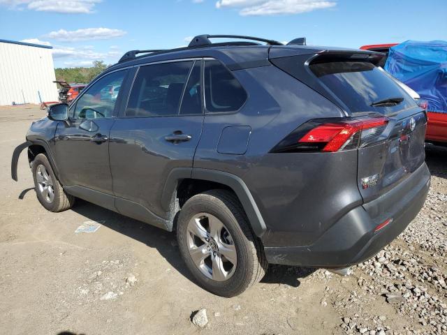 2T3W1RFV7PW253319 - 2023 TOYOTA RAV4 XLE GRAY photo 2