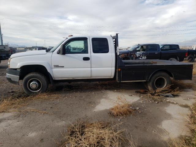 1GBJK39D86E194475 - 2006 CHEVROLET SILVERADO K3500 WHITE photo 2