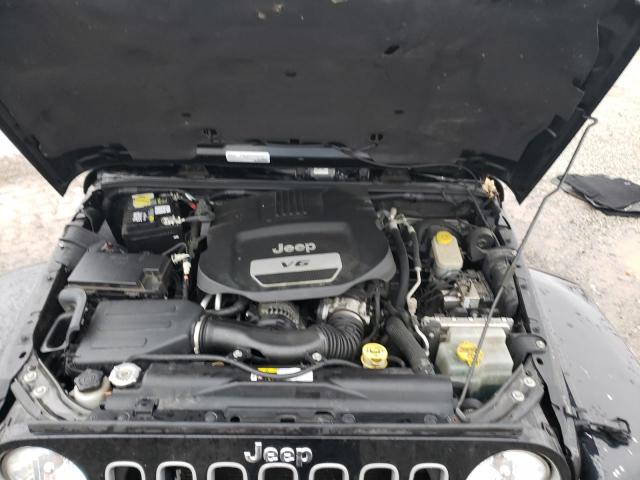 1C4BJWEG1GL210517 - 2016 JEEP WRANGLER U SAHARA BLACK photo 12