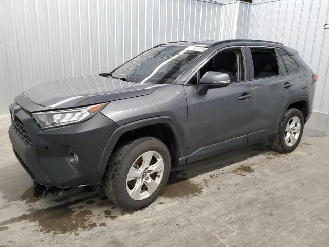 2T3W1RFV0MW113821 - 2021 TOYOTA RAV4 XLE GRAY photo 1