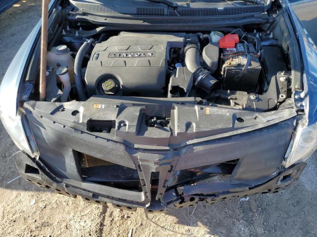 2LMHJ5FK3JBL01111 - 2018 LINCOLN MKT BLUE photo 12