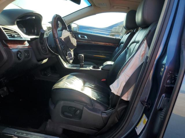 2LMHJ5FK3JBL01111 - 2018 LINCOLN MKT BLUE photo 7