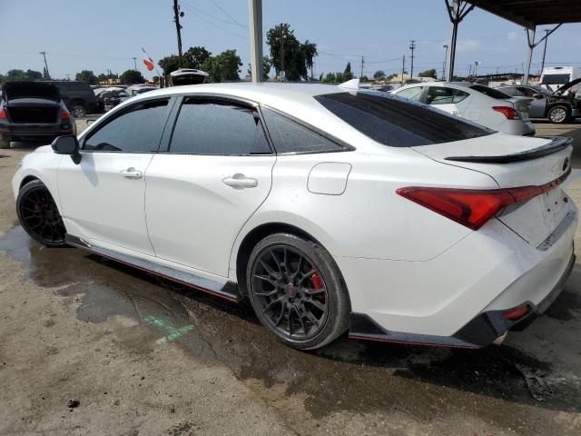 4T1FZ1FBXLU048404 - 2020 TOYOTA AVALON XSE WHITE photo 2