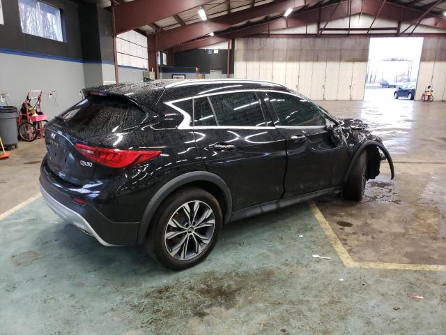 SJKCH5CR8JA048478 - 2018 INFINITI QX30 BASE BLACK photo 3