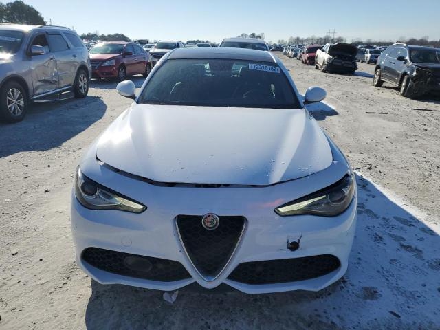 ZARFAEENXJ7597682 - 2018 ALFA ROMEO GIULIA TI Q4 WHITE photo 5