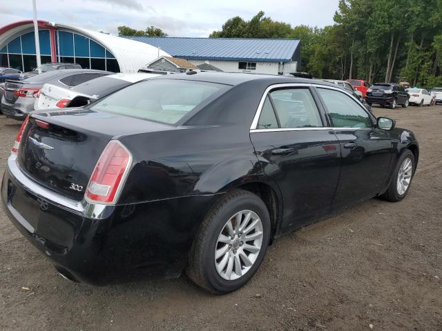 2C3CCAAG3CH256286 - 2012 CHRYSLER 300 BLACK photo 3