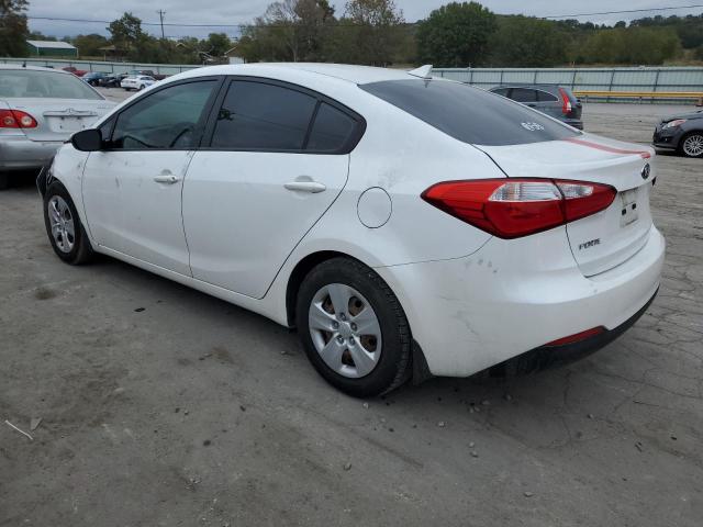 KNAFX4A64F5316333 - 2015 KIA FORTE LX WHITE photo 2