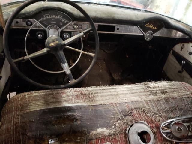 J20722 - 1956 CHEVROLET BEL-AIR RED photo 8