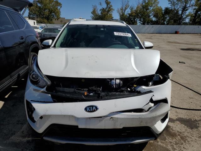 KNDCB3LCXM5486257 - 2021 KIA NIRO LX WHITE photo 5