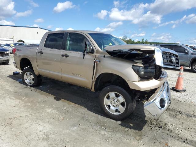 5TBEV54107S459925 - 2007 TOYOTA TUNDRA CREWMAX SR5 TAN photo 4