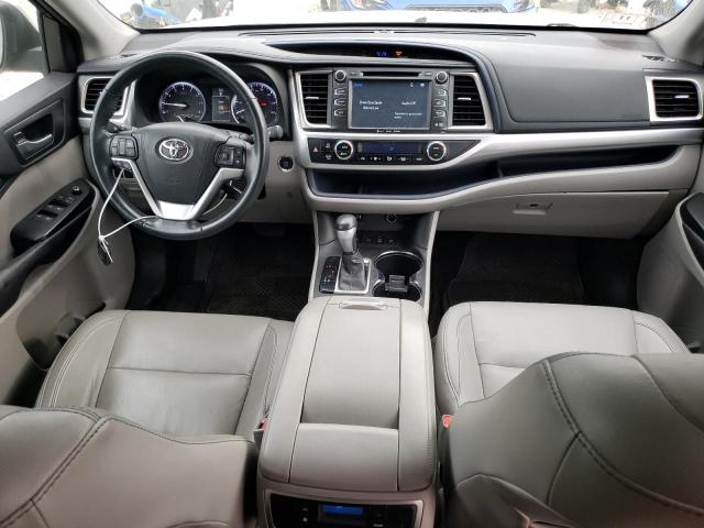 5TDJKRFH3GS504002 - 2016 TOYOTA HIGHLANDER XLE Gümüş foto 8