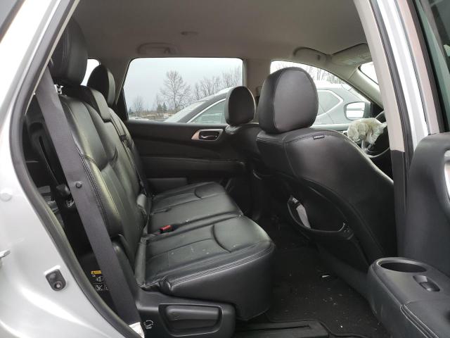 5N1DR2MM8JC639397 - 2018 NISSAN PATHFINDER S SILVER photo 11