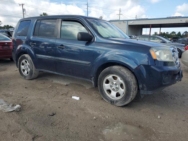 5FNYF4H2XBB036989 - 2011 HONDA PILOT LX BLUE photo 4