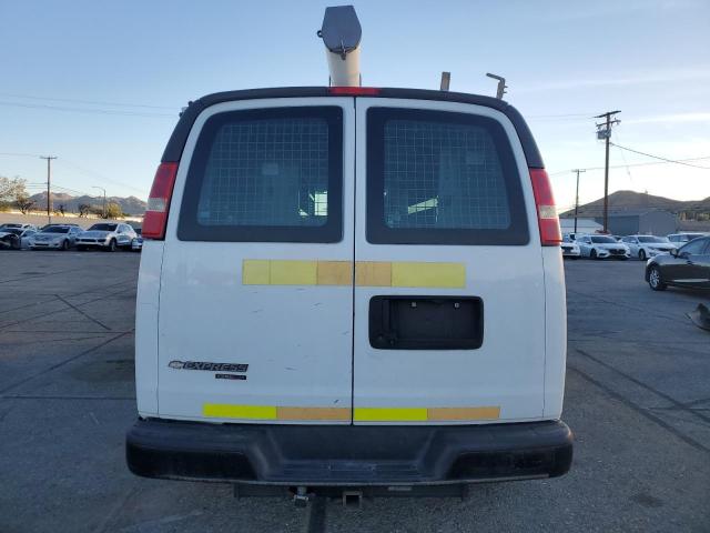 1GCWGFCA1D1903464 - 2013 CHEVROLET EXPRESS G2 WHITE photo 6