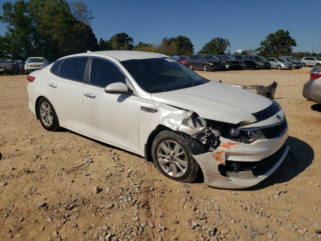 KNAGT4L36G5074763 - 2016 KIA OPTIMA LX WHITE photo 4