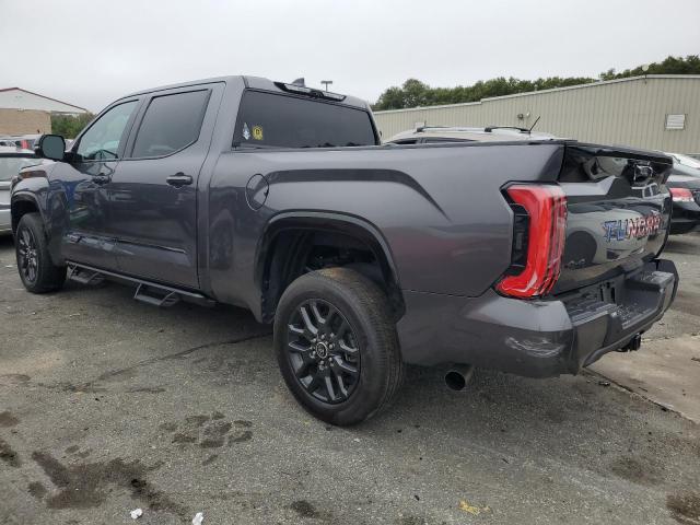 5TFNA5EC9NX006395 - 2022 TOYOTA TUNDRA CREWMAX PLATINUM ნაცრისფერი ფოტო 2