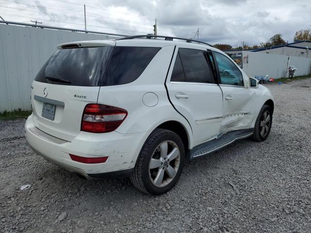 4JGBB8GB1BA676586 - 2011 MERCEDES-BENZ ML 350 4MATIC WHITE photo 3