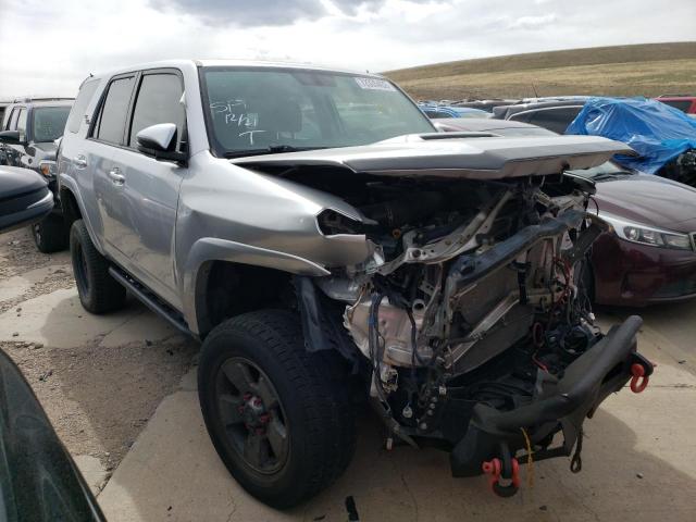 JTEBU5JR3J5511337 - 2018 TOYOTA 4RUNNER SR5/SR5 PREMIUM 银色 照片 4