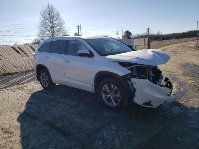 5TDJKRFH6FS200502 - 2015 TOYOTA HIGHLANDER XLE WHITE photo 4