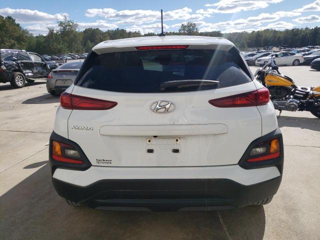 KM8K12AA6MU636795 - 2021 HYUNDAI KONA SE WHITE photo 6