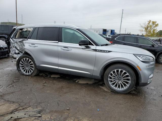 5LM5J7XC6MGL11871 - 2021 LINCOLN AVIATOR RESERVE SILVER photo 4