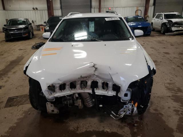 1C4PJMCB4KD104227 - 2019 JEEP CHEROKEE LATITUDE WHITE photo 5