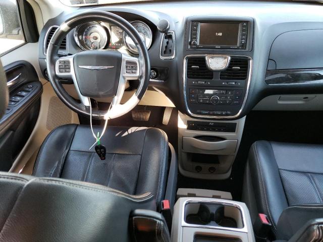 2C4RC1CG4DR645534 - 2013 CHRYSLER TOWN & COU TOURING L WHITE photo 8