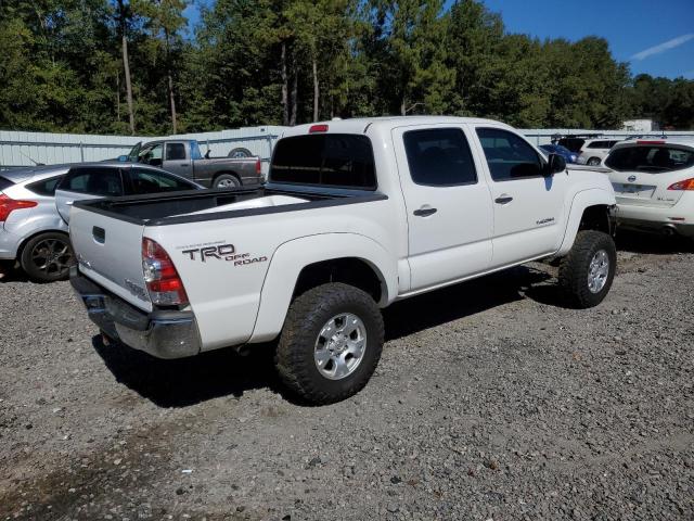 3TMJU4GN8AM102145 - 2010 TOYOTA TACOMA DOUBLE CAB PRERUNNER WHITE photo 3