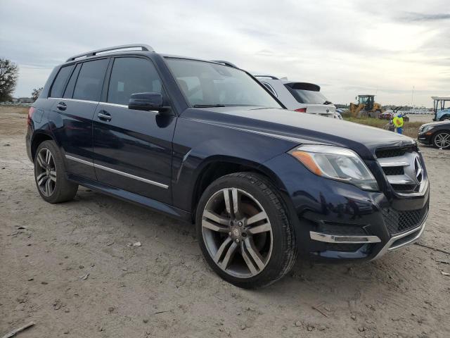 WDCGG5HB6FG393087 - 2015 MERCEDES-BENZ GLK 350 BLUE photo 4