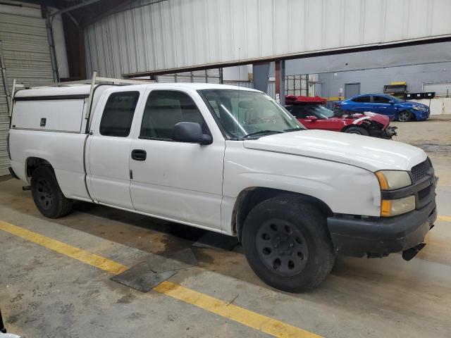 1GCEC19XX5Z323672 - 2005 CHEVROLET SILVERADO C1500 WHITE photo 4