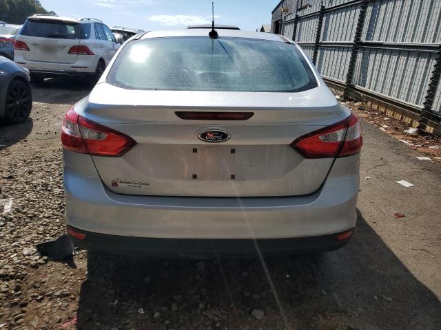 1FAHP3F23CL217110 - 2012 FORD FOCUS SE SILVER photo 6