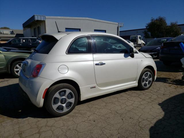 3C3CFFGE7FT527372 - 2015 FIAT 500 ELECTRIC WHITE photo 3