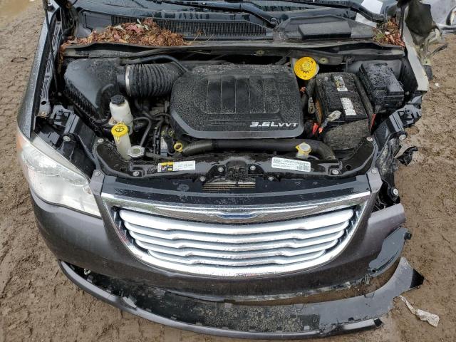 2C4RC1BG9GR281682 - 2016 CHRYSLER TOWN & COU TOURING GRAY photo 12