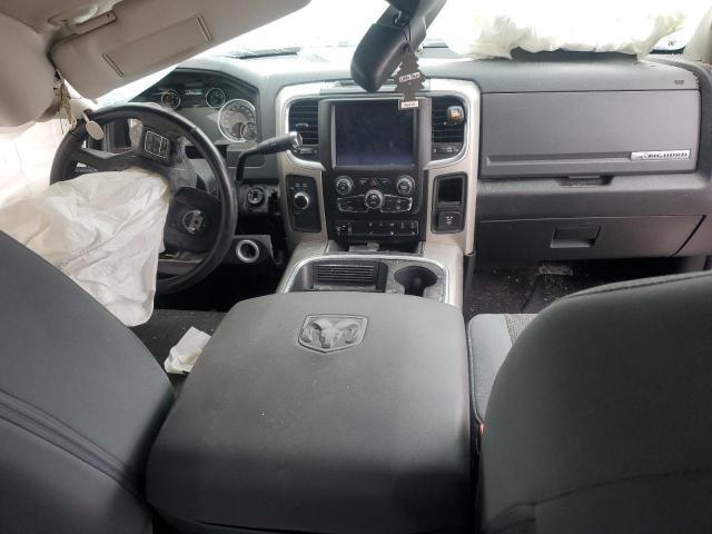 3C6UR5DL0JG101326 - 2018 RAM 2500 SLT შავი ფოტო 8