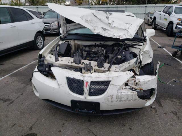 2G2WS522441250372 - 2004 PONTIAC GRAND PRIX GT2 თეთრი ფოტო 5