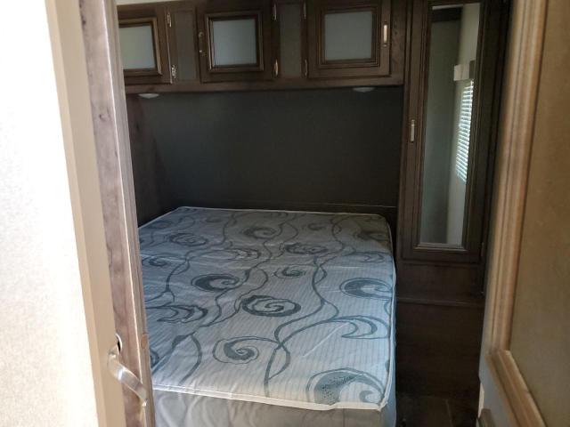 4YDT25220JK415972 - 2018 KEYSTONE PASSPORT 棕色 照片 5