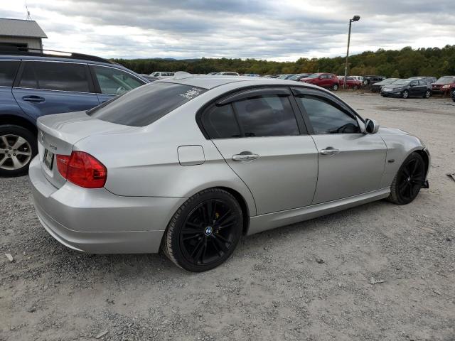 WBAPK7C56AA459681 - 2010 BMW 328 XI SILVER photo 3